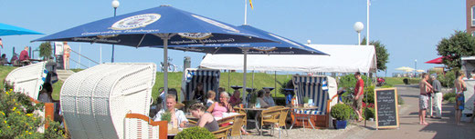 Café an der Strandpromenade