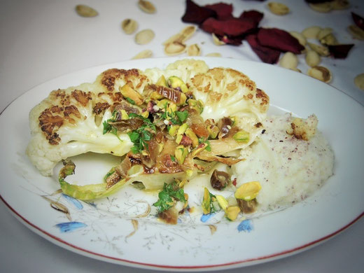 Blumenkohl Steaks mit Blumenkohl Stampf