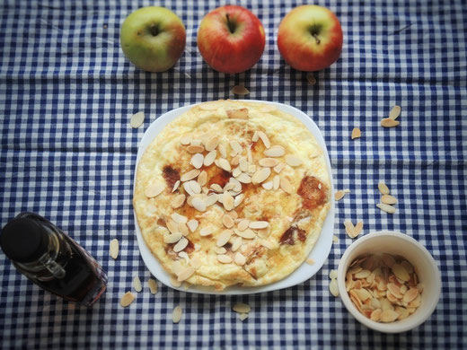 Flaumige Apfel-Zimt Pfannkuchen