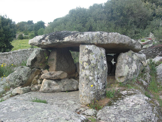Il dolmen Ciuledda /Luras