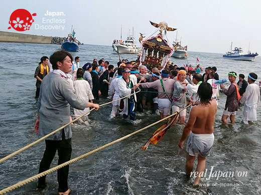 平塚三嶋神社例大祭「須賀のまつり」  ⓒreal Japan 'on