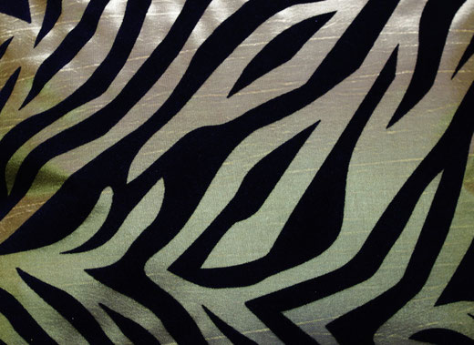 タイシルク クッションカバー 　ゼブラ デザイン　グリーン 【Zebra Design , Green】 45×45cm 対応の商品画像02