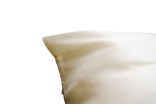 タイシルク クッションカバー 　スクリュー デザイン　パールホワイト 【Screw Design , Pearl White】 45×45cm 対応の商品画像07