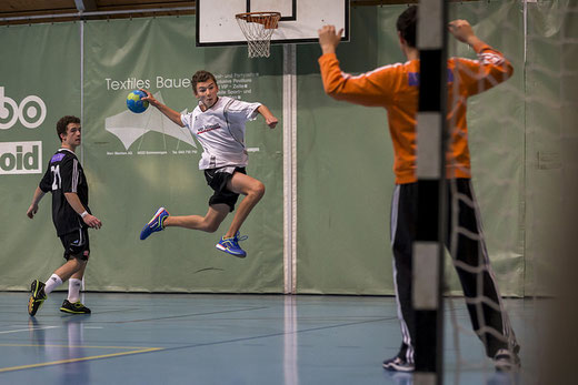 Die Bödeler U17-Junioren konnten gegen die SG LakeSide ihre Torchancen nicht nutzen. Archivbild: Ueli von Allmen