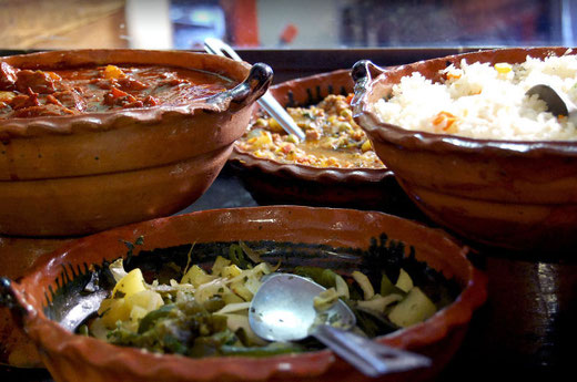 Banquetes. Hechos en Mexico, Elaborados con Ingredientes de Primera Calidad, para su Venta y Consumo, en Monterrey, Nuevo Leon, Mexico, CDMX.