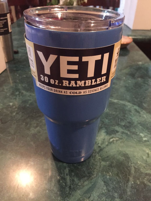 YETI AZUL 30 Onzas Venta de mayoreo a partir de 50 piezas. Envió Gratis a cualquier parte de México.