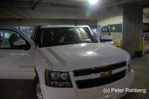 San Francisco: ...da ist er. Unser Chevrolet, Suburban