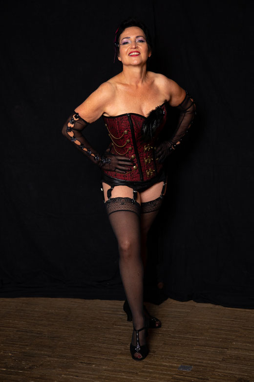 Burlesque Vintage Dance Studio
