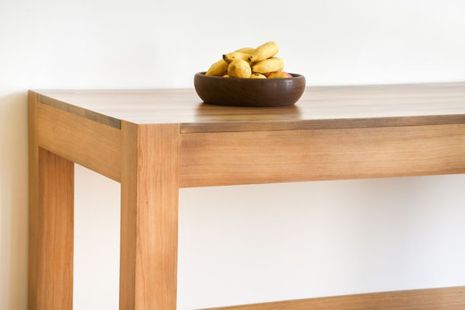Table sur mesure réalisée par une ébéniste dans les yvelines