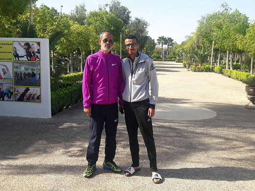 Khalil Lemcyeh et son entraîneur Karim Tlemcani au Fès Country Club