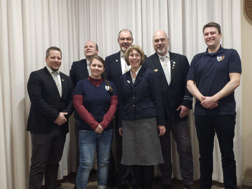 Robin Ahlers (Geschäftsführer), Jan Gerike (1. Schießwart), Melanie Salewski (Pressewartin), Frank Seidel (1. Vorsitzender), Kerstin Schäfer (Frauenreferentin), Detlef Marschall (2. Vorsitzender) und Dominik Mai (Kassenwart).