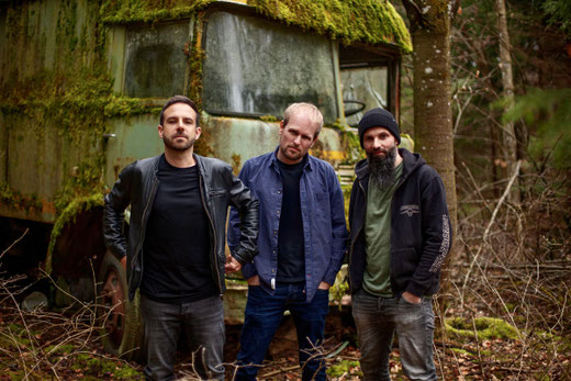 Die Bad Saulgauer Rockband Coleslaw heizte schon für Szene-Größen wie Black Stone Cherry, H-Blockx, Silbermond und Crazy Town ein. In der kommenden Woche folgen drei gemeinsame Abende mit Krimiautor Michael Boenke. Foto: Tamara Müller