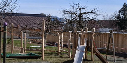 Bald kann der Spielplatz wieder genutzt werden. Bild: Ref. Kirche Gossau ZH