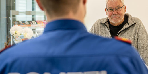 Anlaufstelle für Seniorinnen und Senioren (Symbolbild). Bild: Kantonspolizei Zürich