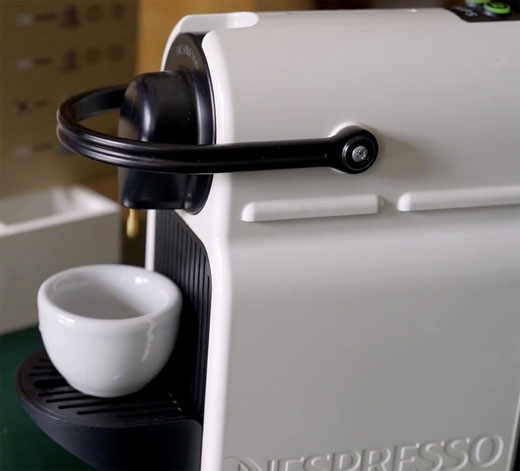 Macchinetta Nespresso otturata, cosa fare? Cause e soluzioni