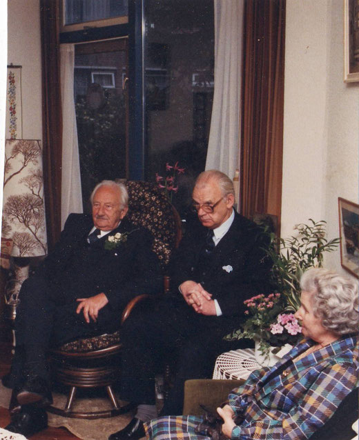 Van links naar rechts: Oom Hans Oom Tom en mijn oma Louise.