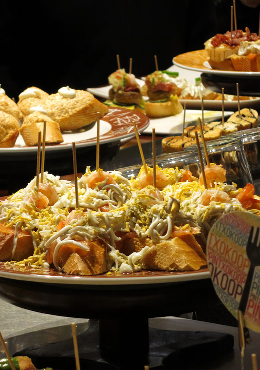 Exposición de tapas en el Concurso de Pintxos de Donosti 2015