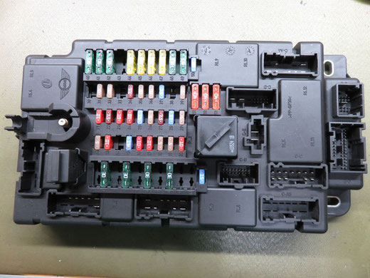 ダイハツ S510P ハイゼットトラック ヒューズボックスASSY 82600