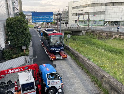 宝塚市逆瀬川