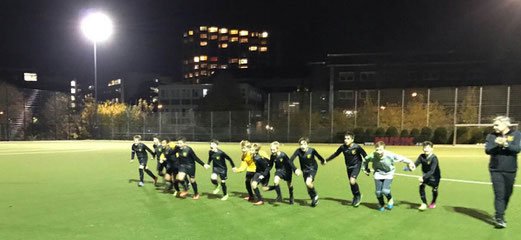 TuS D1-Jugend im Kreispokal-Achtelfinale gegen die SpVgg. Schonnebeck. - Fotos: pad.