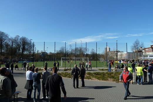 Erste Mannschaft gegen TuS 84/10 (2:0), Pelmanstraße, 08.03.2015. - Foto: mal.