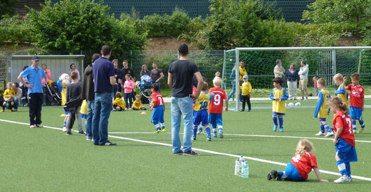 Bambini 2 Treff: Eintracht Gelsenkirchen - ESG 99/06 (3:0). - (Foto: mal).