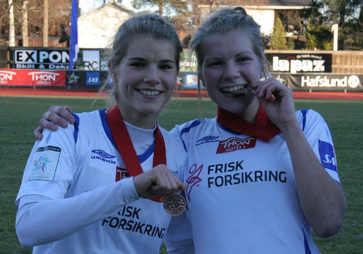 The sisters Andrine and Ada have got with their former club Kolbotn IL three times in a row Toppserien Bronze-Medal and with the Norwegian national team at the U19 European Championship 2011 in Italy reahed the final.