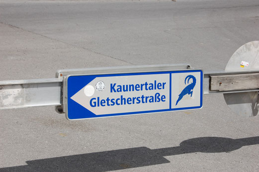 Eingang zur Kaunertaler Gletscherstrasse.