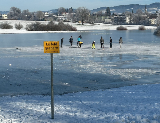 (Bilder: buebikernews)