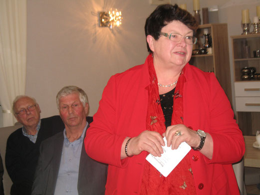 von rechts: Marlies Pape und Manfred Huck;  Foto: Karin Stolle