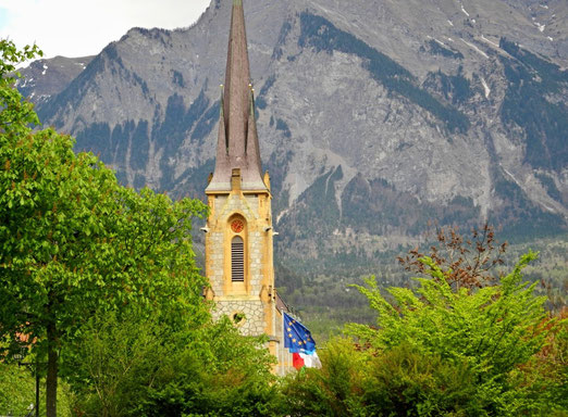 28. April 2013 - Die Schweiz liegt doch in Europa (Bad Ragaz, im Hintergrund Bündner Berge)