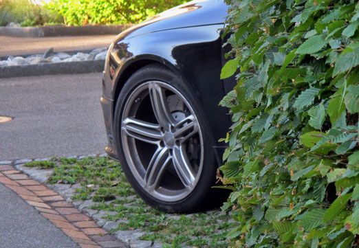 Auto, Parkplatz, Täuschung