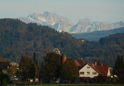 15. November 2014 - Liegt Bubikon doch am Fuss des Säntis?  (Luftdistanz 40 Kilometer)