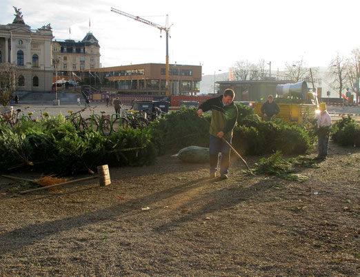 27. Dezember 2012 - Weihnacht 2012 wird weggeräumt