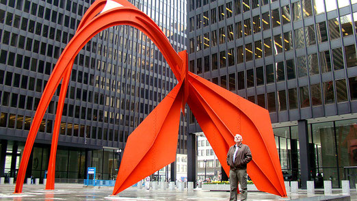 Chicago: Seit 1974 steht Alexander Calders riesiger Roter Flamingo auf der Federal Plaza