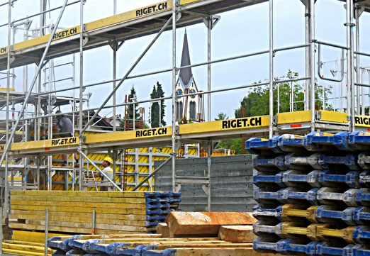 09. August 2016 - Kirche und Bäume verschwinden. Es wird gebaut! 