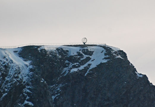 09. Mai 2024 - Das Nordkapp von der Rückseite (Nordseite). Einsam und menschenleer.