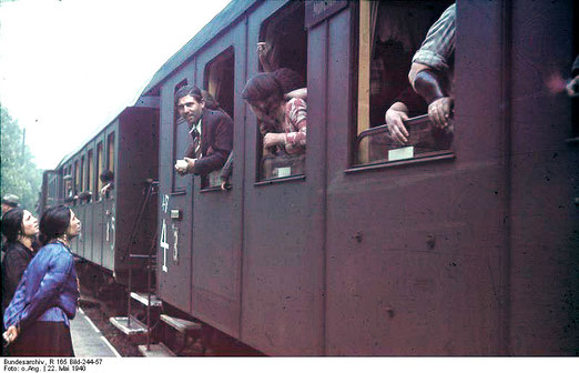 Asperg, Deportation von Sinti und Roma, 22. Mai 1940,  Bundesarchiv, R 165 Bild-244-57 / CC-BY-SA, Creative Commons Attribution-Share Alike 3.0 Germany 