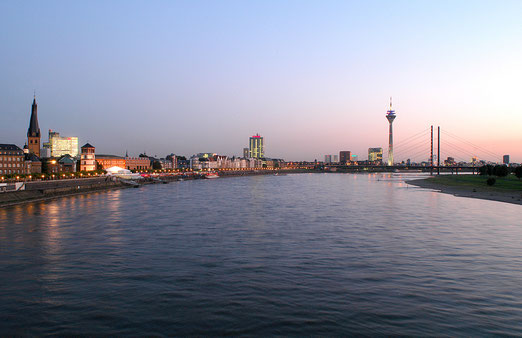 Skyline Düsseldorf am Rhein