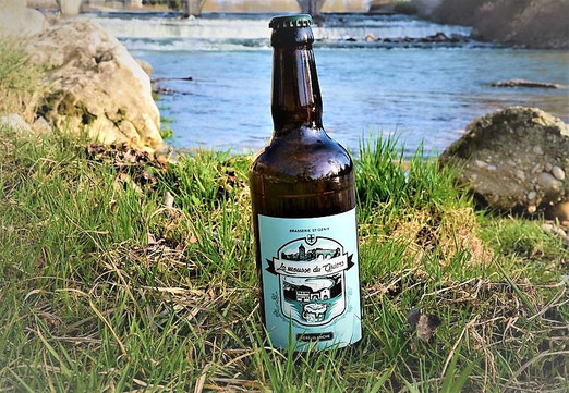 bière blanche ambrée de type belge de la mousse du guiers 