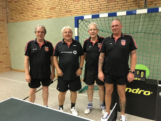 3. Herren v.l.n.r.: Michael Schomburg, Thomas Stichternath, Gerhard Stappenbeck und Frank Ackermann