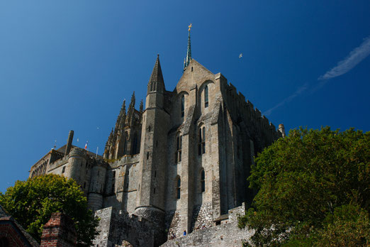Die große Kathedrale auf dem Mont-Saint-Michel, Normandie
