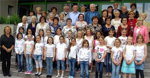 Gemischter Chor und ChOrwürmchen im Jubiläumsjahr - 2015 (145 Jahre)