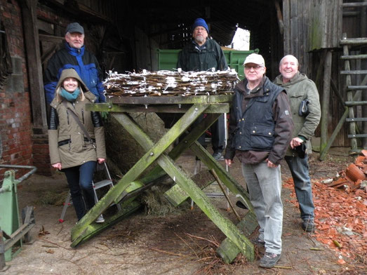 Storchennest_2018-04_Helfer nach Nestbau_C.Cieslik-Bischof.jpg