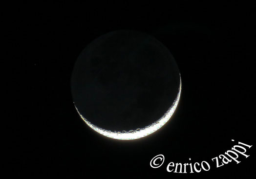 24 02 2012 La luna a "barchetta", evento raro, la prossima volta avverrà nel 2023.  da presso Rocca delle Caminate (FC).