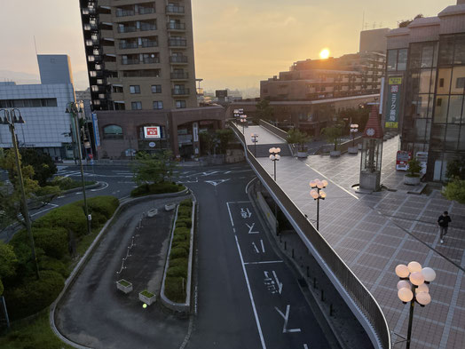 宝塚市逆瀬川