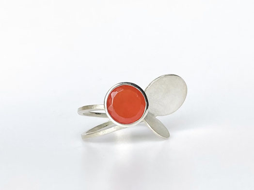 Silke-Erdtmann-Schmuck_Ring-Silber-Carneol