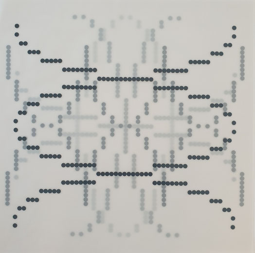 fib, 2022, Klebepunkte auf Transparentpapier, 30 x 30 cm