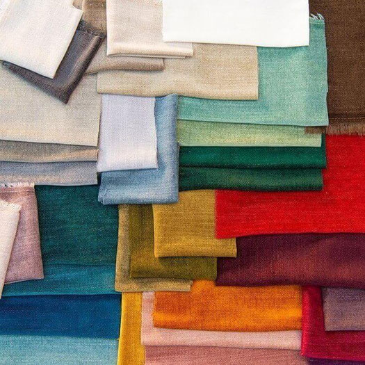 thermovorhang-stoff-detail-viele-farben-lamellen-junker-langenselbold