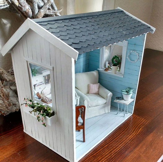 Miniatur-Gartenhaus 1 zu 12